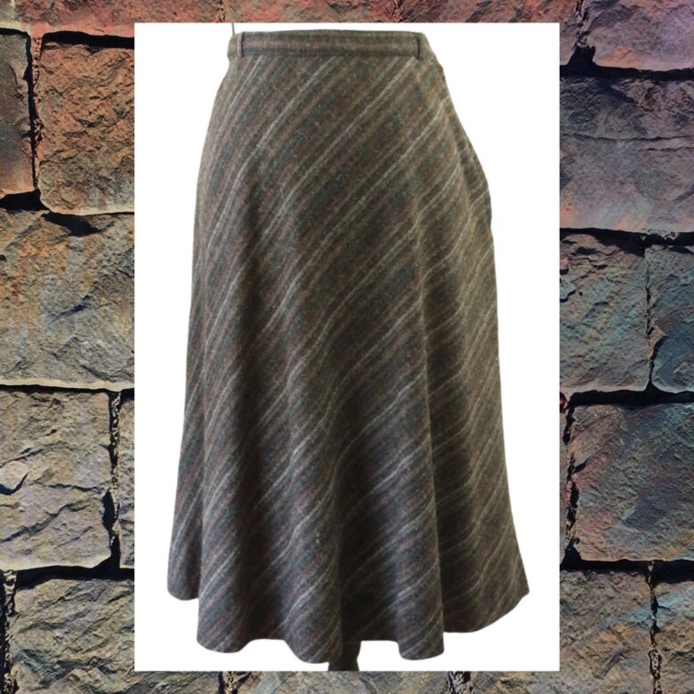 Summit - 70s Vintage Wool A-Line Midi Skirt with Diagonal Stripe Pattern